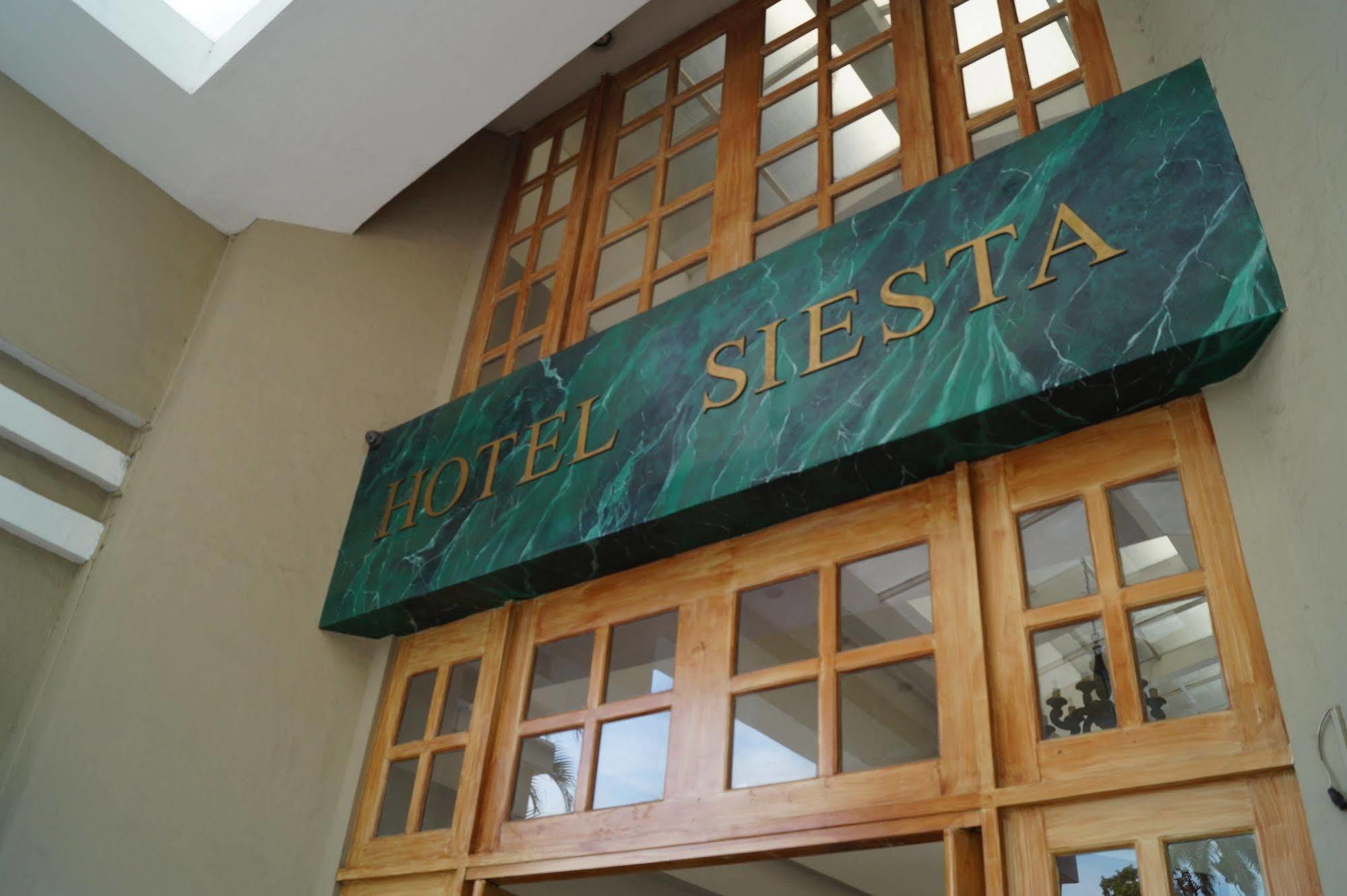 Siesta Hotel And Casino Antiguo Cuscatlán Extérieur photo