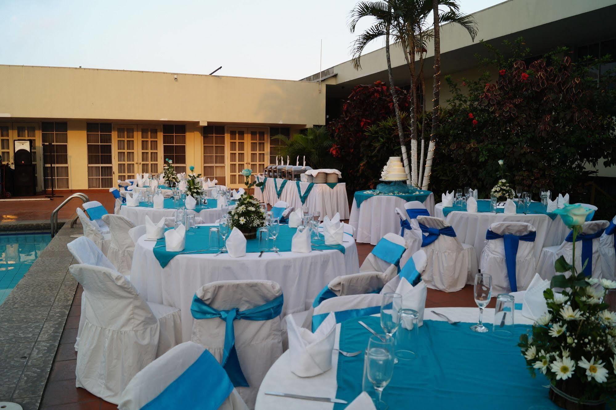 Siesta Hotel And Casino Antiguo Cuscatlán Extérieur photo